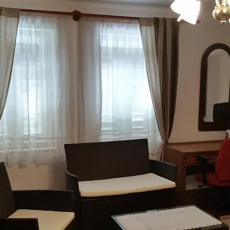 Aranyos Vendeghaz Matraderecske